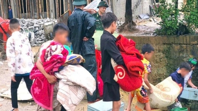 ការ​ជម្លៀស​ជា​បន្ទាន់​របស់​សិស្ស​ឡើង​ជិះ Trung Ly 214 នាក់។