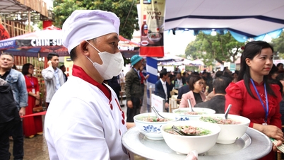 ពិធីបុណ្យ Pho ឆ្នាំ 2024៖ ថែរក្សាភូមិសិប្បកម្ម Van Cu Nam Dinh លើកតម្កើង pho វៀតណាម