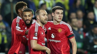 គ្រូបង្វឹក Ruben Amorim បានដកកីឡាករ Man Utd ពីរនាក់ភ្លាមៗចេញពីគម្រោង