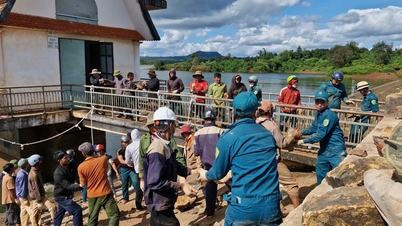 เขื่อนแตกในอ่างเก็บน้ำชลประทานจาลาย ชาวบ้านนับร้อยระดมกำลังเข้าช่วยเหลือ