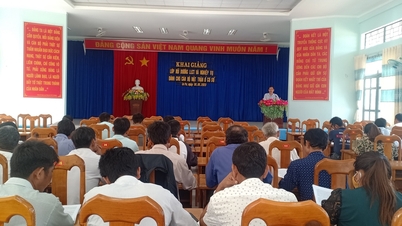 Ia Pa: Bồi dưỡng lý luận chính trị và nghiệp vụ cho cán bộ Mặt trận ở cơ sở | Báo Gia Lai điện tử