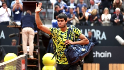 Alcaraz thua sốc ở vòng ba Rome Masters
