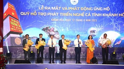 Phó thủ tướng Chính phủ Trần Hồng Hà dự lễ ra mắt Quỹ hỗ trợ phát triển nghề cá Khánh Hòa