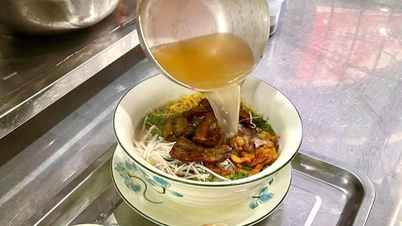 ម្ហូបអន្ទង់ Hung Yen ដែលត្រូវបានរៀបចំយ៉ាងប៉ិនប្រសប់ពីគ្រឿងផ្សំ 20 មុខ