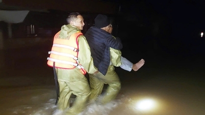Border guards carry 81-year-old man through floodwaters nearly 2km to emergency room at night