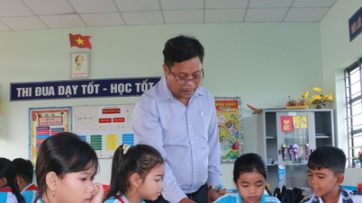 크메르족 거주 지역의 교육 발전에 힘쓰다