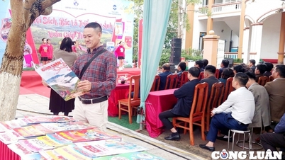 ការបើកពិព័រណ៍សៀវភៅនិទាឃរដូវ និងកាសែតនៅស្រុក Dam Ha ដោយមានសៀវភៅ និងកាសែតចំនួន 100