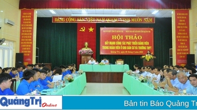 Đẩy mạnh công tác phát triển đảng viên trong đoàn viên ở khu dân cư và trường THPT là nhiệm vụ chính trị quan trọng