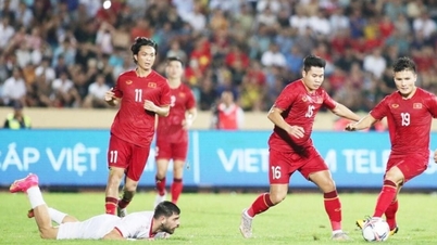 Nỗi tiếc nuối của thầy Park trở thành át chủ bài trong tay HLV Troussier?