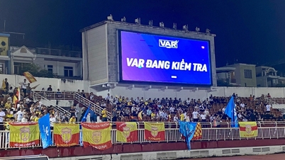 Đại chiến vì ngôi đầu, VAR phủ sóng dày đặc