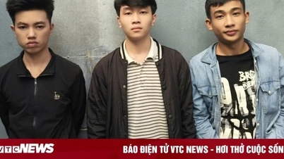 Bắt vụ tổ chức sử dụng ma túy, 'lòi' thêm tàng trữ tiền giả