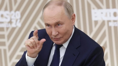 Tổng thống Putin cảnh báo việc ông Zelenskyy muốn có vũ khí hạt nhân