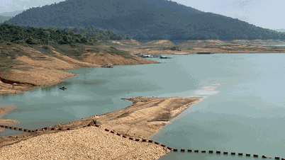 ក្រុមហ៊ុន DH ខិតខំបំពេញតម្រូវការទឹកនៅផ្នែកខាងក្រោមនៃខេត្ត Binh Thuan ក្នុងអំឡុងពេលអាកាសធាតុក្តៅខ្លាំង។