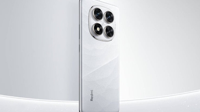 Redmi Note 14 Pro 4G is equipped with POLED display