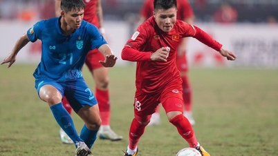 Trở về V-League là lựa chọn sáng suốt với Quang Hải?