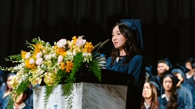 វិទ្យាល័យ salutatorian ឈ្នះជាង $300,000 ក្នុងអាហារូបករណ៍អាមេរិក