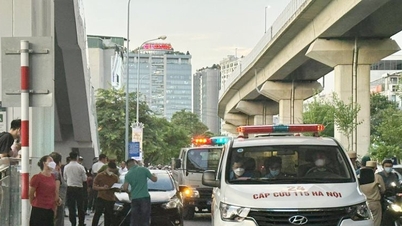 หนุ่มพลัดตกจากสถานีรถไฟกัตลินห์