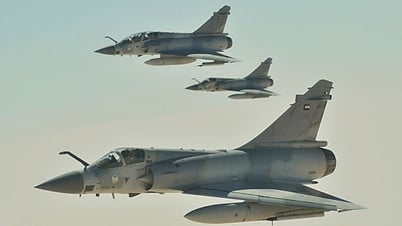 យន្តហោះចម្បាំងពហុតួនាទី Mirage 2000 រំពឹងថានឹង "ហោះឡើង" នៅលើមេឃលើអ៊ុយក្រែន