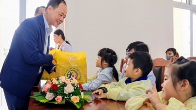 លោក Tran Hong Thai៖ នឹង​ខិតខំ​ធ្វើ​ឱ្យ Lam Dong ជា​គោលដៅ​សម្រាប់​មនុស្ស​គ្រប់​គ្នា​ជា​រៀង​រហូត។