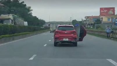 Xử phạt một phụ nữ lái xe trong tình trạng xe không đóng cửa
