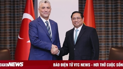 Thủ tướng đề nghị Thổ Nhĩ Kỳ mở cửa thị trường cho hàng hóa Việt Nam