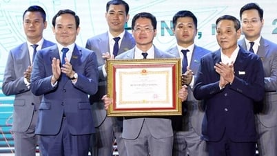 ハノイの総予算収入は急増し、220兆ドンを超えた。