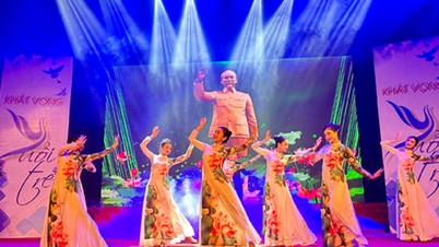 "សេចក្តីប្រាថ្នារបស់យុវជន" រីករាលដាលអណ្តាតភ្លើងនៃភាពរីករាយ និងមោទនភាពជាតិ
