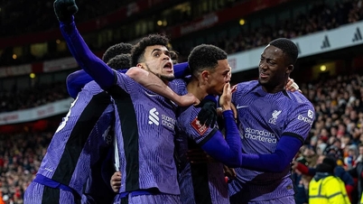 Arsenal bị Liverpool loại khỏi Cup FA