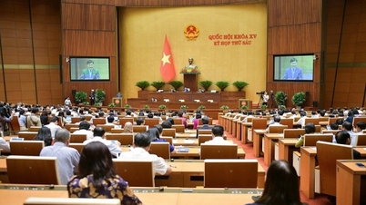 Quốc hội "chốt" mục tiêu tăng trưởng năm 2024; hoạt động đối ngoại gặt hái thành tựu quan trọng