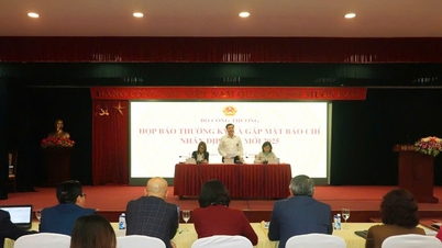 ពិគ្រោះ និងពិចារណាលើគោលការណ៍ថ្មីជាច្រើនស្តីពីតម្លៃអគ្គិសនីលក់រាយ