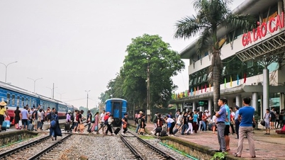 Tăng hàng chục chuyến tàu Lào Cai phục vụ du lịch Sapa