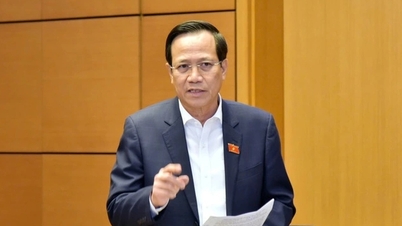 ប្រាក់បៀវត្សរ៍របស់គ្រូបង្រៀនត្រូវការការយកចិត្តទុកដាក់ជាពិសេសដើម្បីកុំឱ្យគ្រូបង្រៀនមានការព្រួយបារម្ភអំពីការបង្រៀនបន្ថែម។