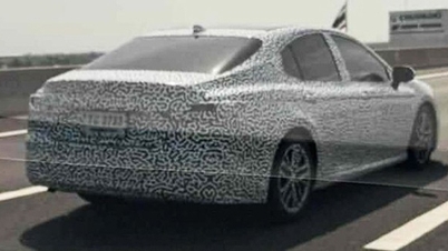 Toyota Camry 2024 chạy thử tại Thái Lan, chờ ngày về Việt Nam