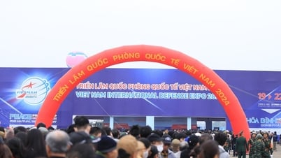 ពង្រីក​ពេល​តាំង​ពិព័រណ៍​ដើម្បី​បម្រើ​ប្រជាជន