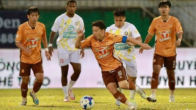 Thanh Hoa, The Cong Viettel share the top spot, what is HAGL's position?
