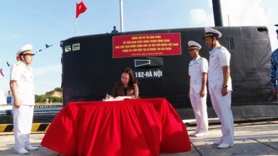Vice President Vo Thi Anh Xuan: The army and people of Truong Sa island district need to perform well 3 groups of tasks