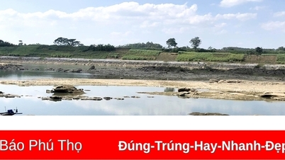 Sông Lô khan cạn tại nhiều khu vực
