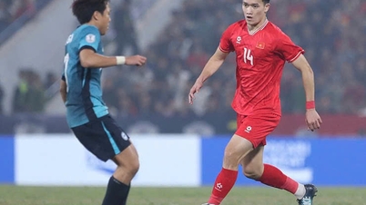 Loc Phat Bank Vietnam (LPBank) supports the Vietnamese team