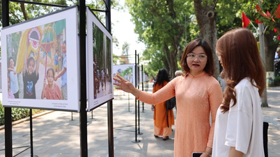 លើកតម្កើងសម្រស់ទីក្រុងហាណូយតាមរយៈការថតរូប