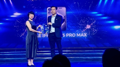 iPhone 15 Pro Max là điện thoại xuất sắc nhất năm 2023