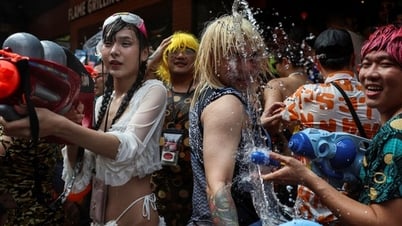 Hình ảnh lễ hội té nước Songkran giúp Thái Lan thu hơn 5 tỷ USD