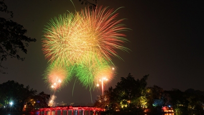 Hanoï organise des feux d'artifice dans 5 endroits différents le soir du Nouvel An