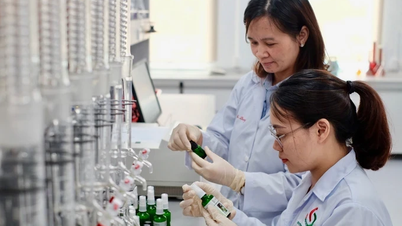 Có bột mới gột nên hồ