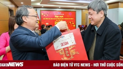 Đài Tiếng nói Việt Nam gặp mặt lãnh đạo Đài các thời kỳ dịp Xuân Giáp Thìn 2024
