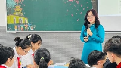 Cơ hội đi liền thách thức