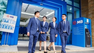 Hở “room ngoại” nhờ phát hành riêng lẻ, khối ngoại chi hơn 400 tỷ đồng gom MBB