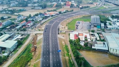 Khai thác 22km cao tốc Bến Lức