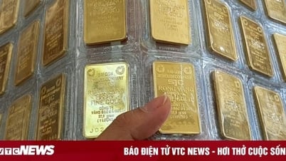 SJC bán vàng 'thả phanh' trong ngày độc thân, khách mua bao nhiêu cũng có