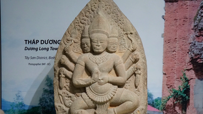 ចូល​ចិត្ត​សម្បត្តិ​ជាតិ​ដ៏​កម្រ និង​ពិសេស​ទាំង ១៣