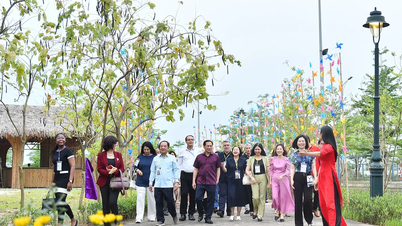 [រូបថត] ការផ្លាស់ប្តូរអ្នកការទូតស្ត្រី ភរិយាឯកអគ្គរដ្ឋទូត និងស្ថាប័នការទូតនៅឆ្នាំ 2024